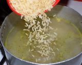 Foto del paso 2 de la receta: Filet de merluza al horno con arroz verde