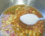 Foto langkah ke 4 dari resep Indomie tomyam.