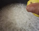 A picture of step 2 of Arrowroot Karachi Halwa.