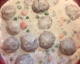 A picture of step 2 of Meatball PotPie.