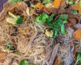 Foto langkah ke 3 dari resep Bihun goreng vegetarian.