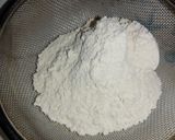 Foto del paso 5 de la receta: Muslo de pollo semideshuesado rebozado