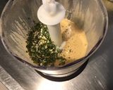 Une image de l'étape 3 de Sauce salade crémeuse aux deux moutardes et herbes aromatiques.