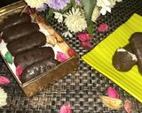 A picture of step 5 of Bounty chocolate bar.