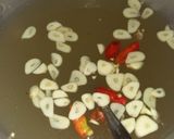 Foto langkah ke 3 dari resep Seafood Sawi Asin.