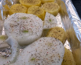 Foto del paso 3 de la receta: Pierna de cordero lechal al horno con patatas y cebolla