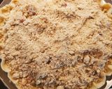 A picture of step 6 of Strawberry Rhubarb pie.