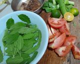 Foto langkah ke 1 dari resep Kepala Ikan Kakap masak kuah kuning.