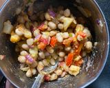 A picture of step 5 of Masala Peanuts chaat.