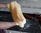 Foto del paso 4 de la receta: Pasta fresca de sémola de trigo y harina