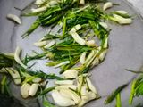 ठेचा (Thecha Recipe In Marathi)