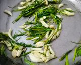 ठेचा (Thecha Recipe In Marathi) रेसिपी स्टेप 1 फोटो 