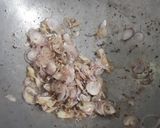 Foto langkah ke 5 dari resep Ikan tongkol oseng nanas.