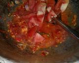 Foto langkah ke 3 dari resep Lele sambal tomat pedas.