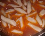 Foto langkah ke 11 dari resep Tteokbokki (simpel dan enak).