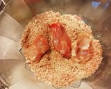 Foto del paso 3 de la receta: Pollo frito muy especiado con papas pay 