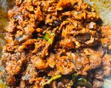 Foto langkah ke 3 dari resep Nasi Bakar Ikan Tongkol Suwir Pedas.