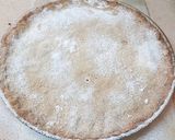 A picture of step 9 of Walnut twist tart.