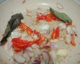 Foto langkah ke 3 dari resep Tumis Genjer Tempe Khas Sunda.