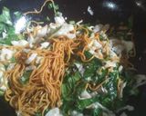 Foto langkah ke 5 dari resep Mie goreng telor.
