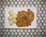 Laskagombás nyúl kapros túrógombóccal recept fázis 9 fotója