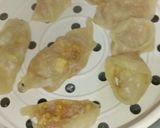 A picture of step 4 of Steamed Momos.