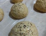 Foto langkah ke 5 dari resep Burger Bun Gandum.