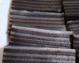 Foto langkah ke 6 dari resep Kue lapis coklat vanilla.