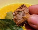 Foto langkah ke 4 dari resep Kerang Ijo Kuah Kuning.