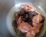 A picture of step 4 of Mutton Kaleji.