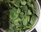મેથીની ભાજી ના ઢેબરાં (Methi Bhaji Dhebra Recipe In Gujarati) રેસીપી સ્ટેપ1ફોટો
