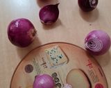 Foto del paso 1 de la receta: Ensalada de higos negros, cebolla morada, queso azul con pecanas