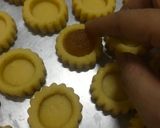 Gambar langkah 3 resipi Pineapple Nyonya Tart.