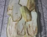 Foto del paso 1 de la receta: Milanesas de berenjenas 🍆 con ensalada de tomate 🍅