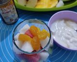 Foto langkah ke 3 dari resep Salad Buah Yoghurt Madu.
