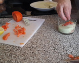 Foto del paso 5 de la receta: Vaso con Espuma de Aguacate, Atún y Tomate (Navidad)