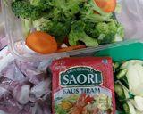 Foto langkah ke 1 dari resep Tumis cumi brokoli.