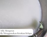 Foto langkah ke 2 dari resep Es Kelapa KW Gula Aren.