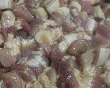 รูปขั้นตอนการทำที่ 1 ของ หมูสามชั้นทอดกรอบผัดตะไคร้