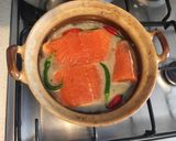 A picture of step 5 of Vietnamese Braised Salmon in Clay Pot (Cá Hồi Kho Tộ).