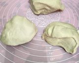 Foto langkah ke 3 dari resep Roti tawar semangka.