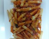 A picture of step 3 of Honey chili potatoes.