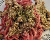 Foto del paso 3 de la receta: Hamburguesa con carne, champiñones y pistachos