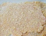 Foto langkah ke 6 dari resep Tonkatsu, Katsunya versi Korea. Makanan favoritnya orang korea nomer 2. Lengkap dengan sausnya.