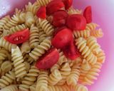 Foto del paso 4 de la receta: Ensalada de fusilli y pulpo con pesto de canónigos