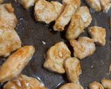 Foto del passaggio 5 della ricetta Pepite di Pollo Speziate con Salsa d’ostrica