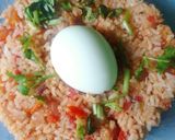 எளிய முறையில் சுவையான தக்காளி சாதம் (Thakkali satham recipe in tamil) ரெசிபி ஸ்டேப் 5 புகைப்படம்