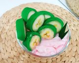 Foto langkah ke 7 dari resep Es Pisang Ijo Simpel Khas Makassar.