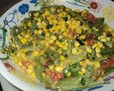 Foto del paso 4 de la receta: Tortilla de porotos verdes, choclo y tomate a la albahaca