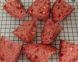 Foto langkah ke 28 dari resep Angkak Wijen Chili Flakes Cheese Sourdough Bread (Open Bake Method).